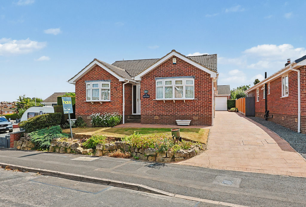 Carnoustie Avenue Walton